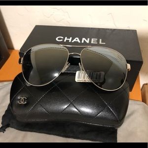 💰⬇️‼️ Authentic Chanel Sunglasses (POLARIZED)